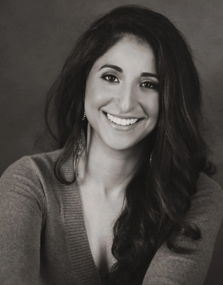 Leslie F Cervantez